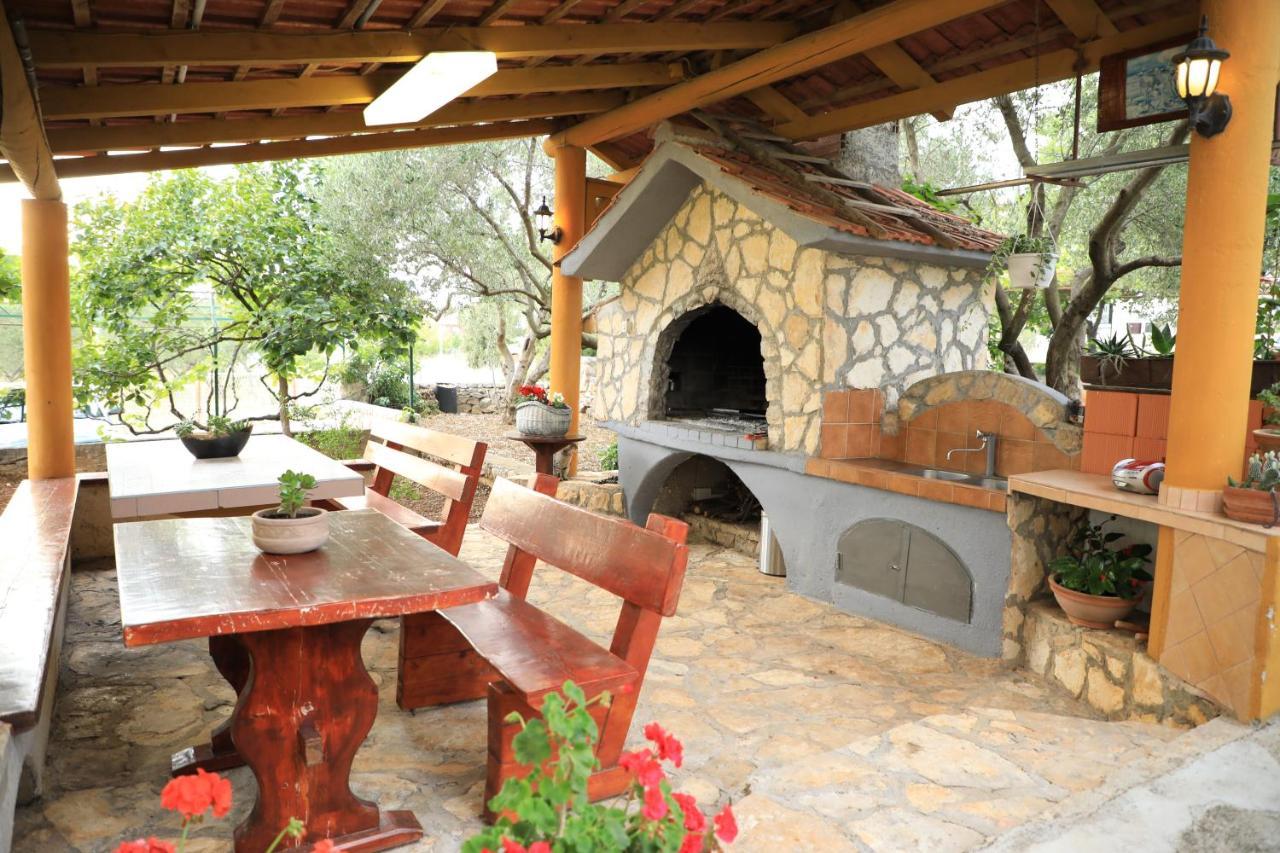 Apartmani Sarlija Pakoštane Esterno foto